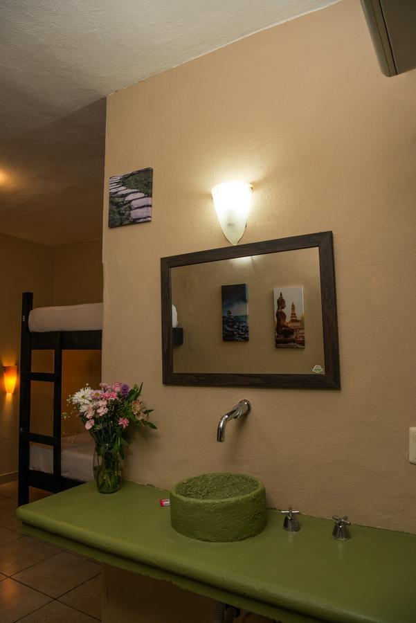 Deja Hostel Playa del Carmen Esterno foto