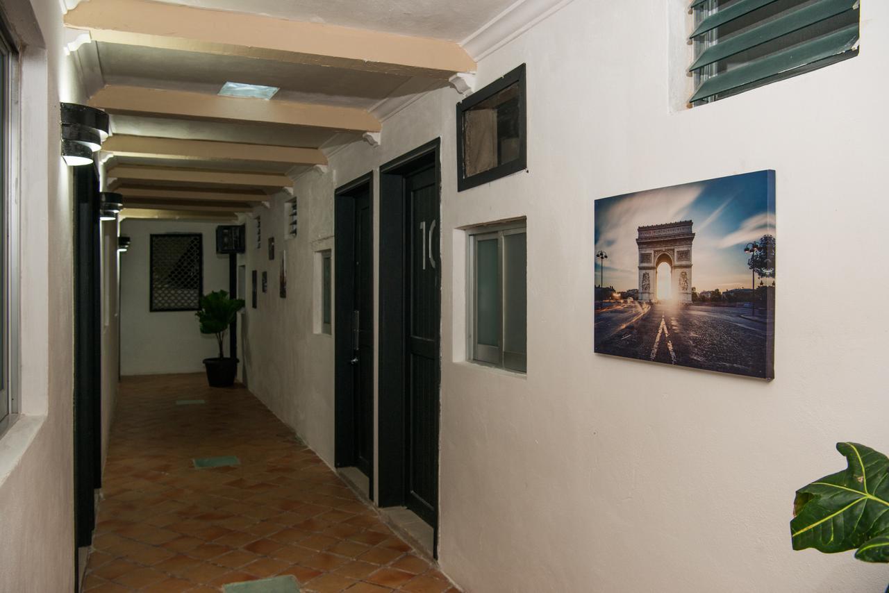 Deja Hostel Playa del Carmen Esterno foto